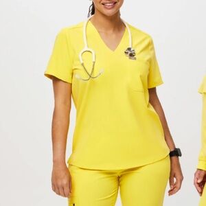 Figs Life Saver Yellow Scrub Set XS